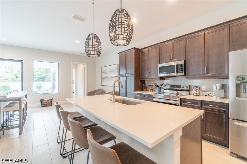 822 105th Avenue N - Photo 8
