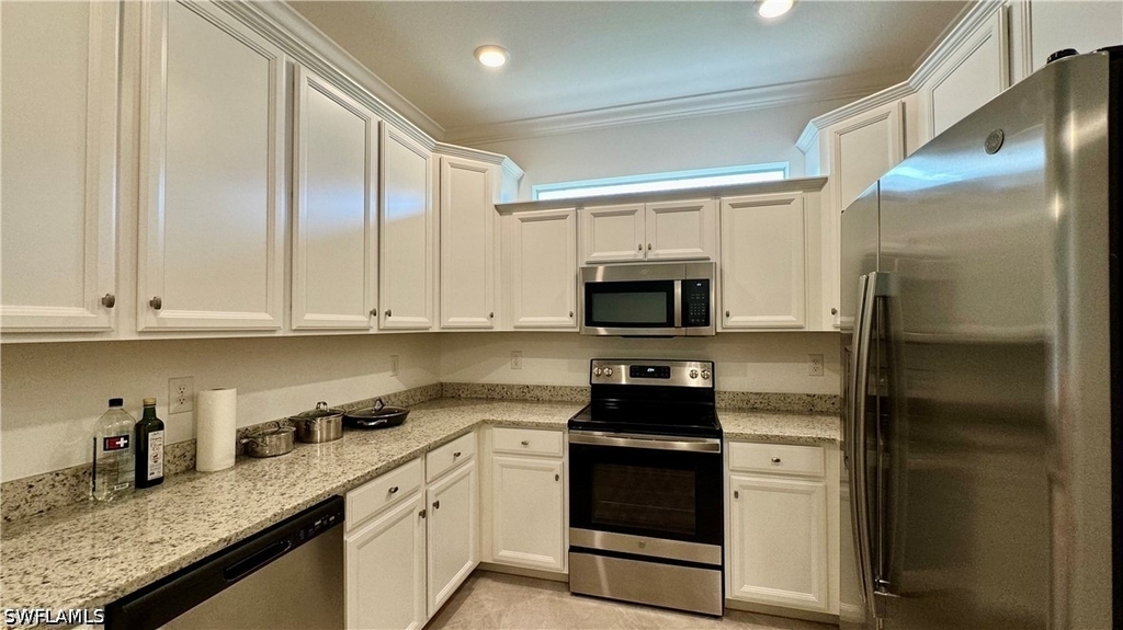 2066 Tamarron Lane - Photo 4