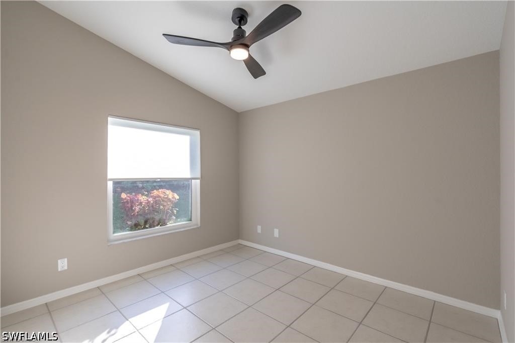 1704 Royal Circle - Photo 18