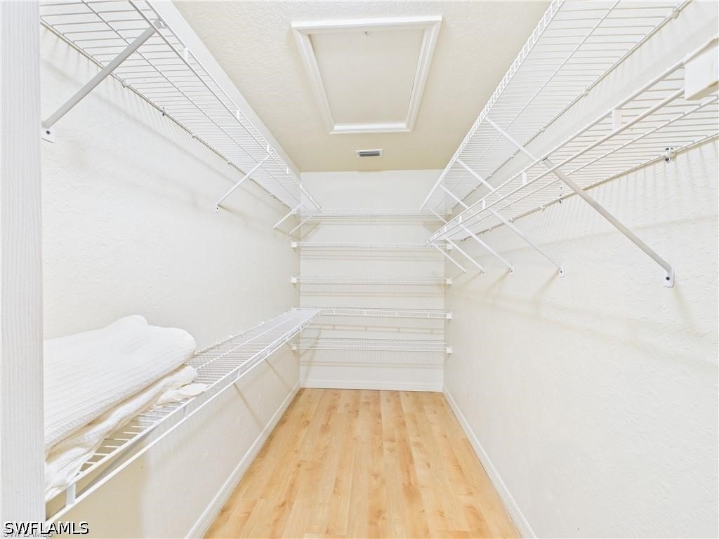 1704 Royal Circle - Photo 17