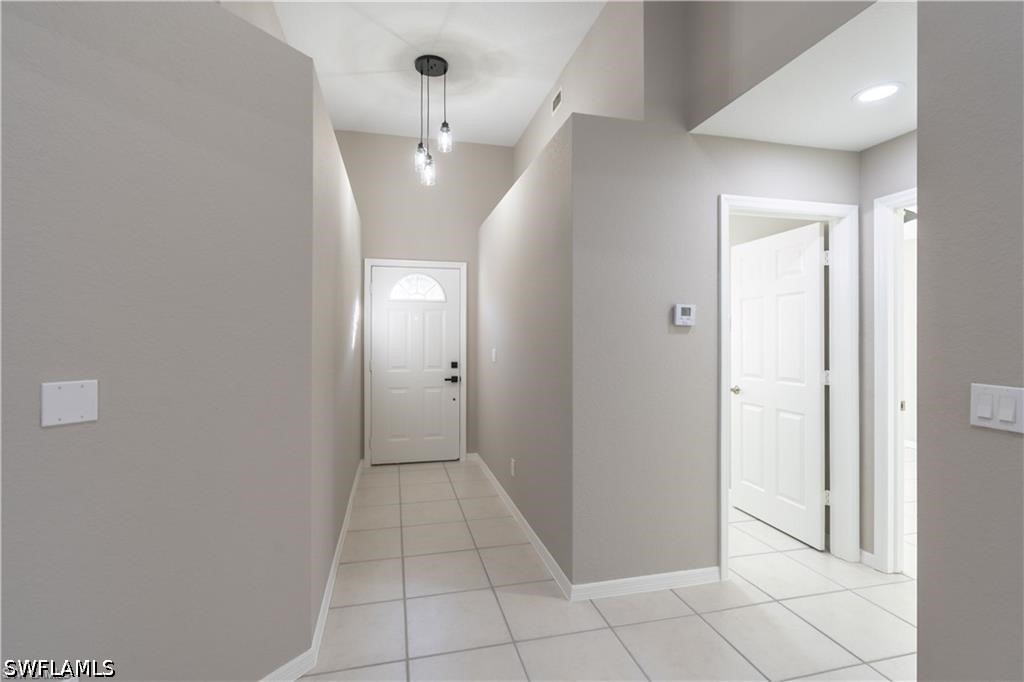 1704 Royal Circle - Photo 2