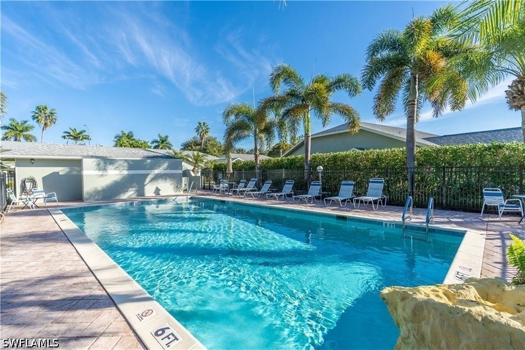 1704 Royal Circle - Photo 30