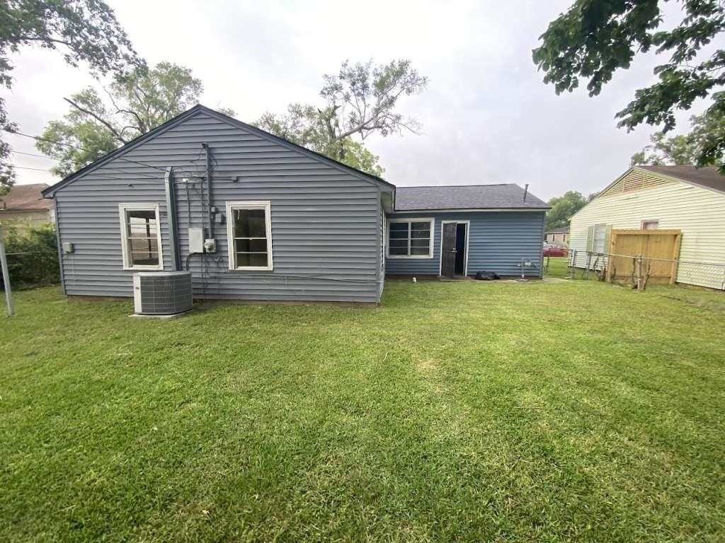 5715 Belmark Street - Photo 15