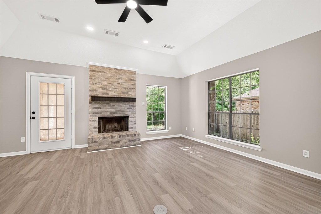 4906 Pleasure Lake Lane - Photo 9