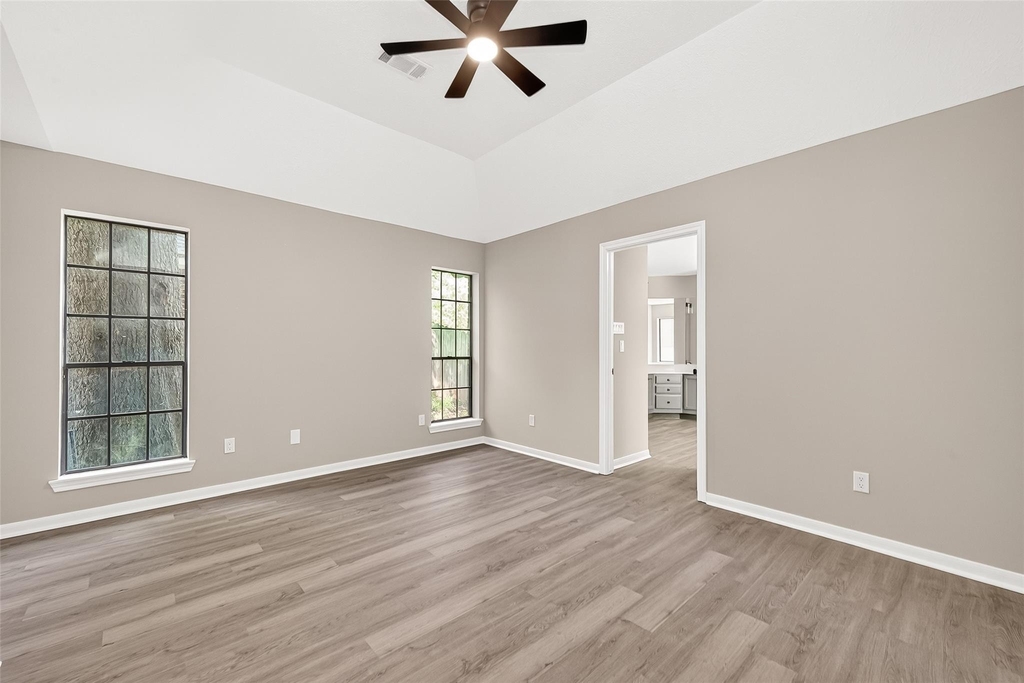 4906 Pleasure Lake Lane - Photo 20
