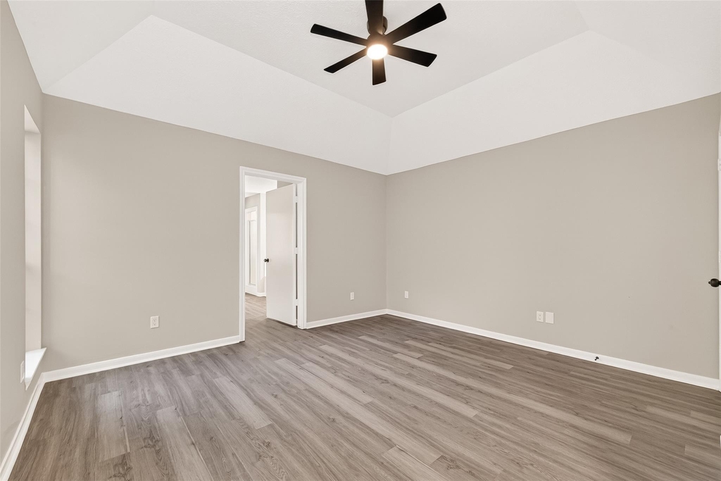4906 Pleasure Lake Lane - Photo 21
