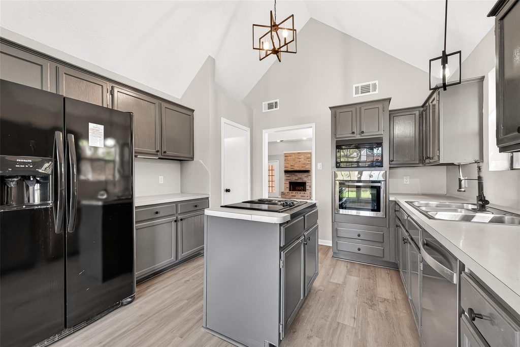4906 Pleasure Lake Lane - Photo 15