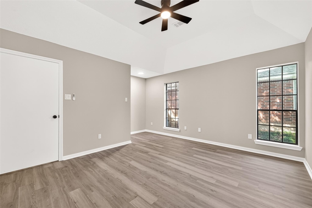 4906 Pleasure Lake Lane - Photo 19