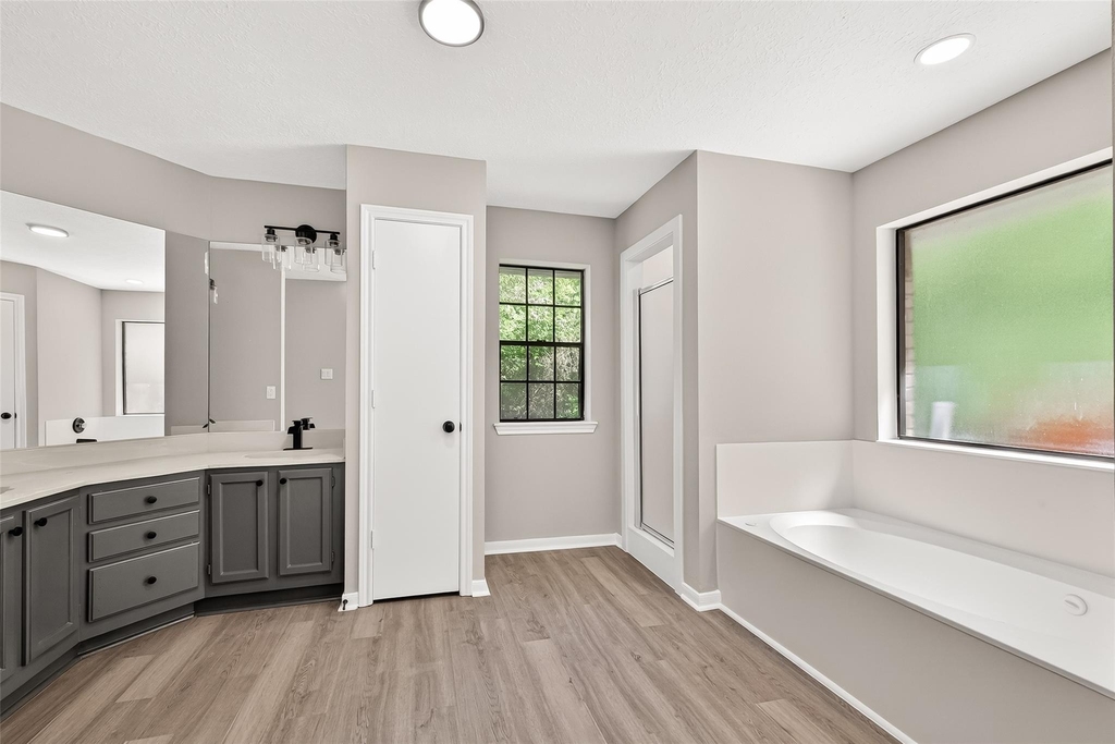 4906 Pleasure Lake Lane - Photo 7