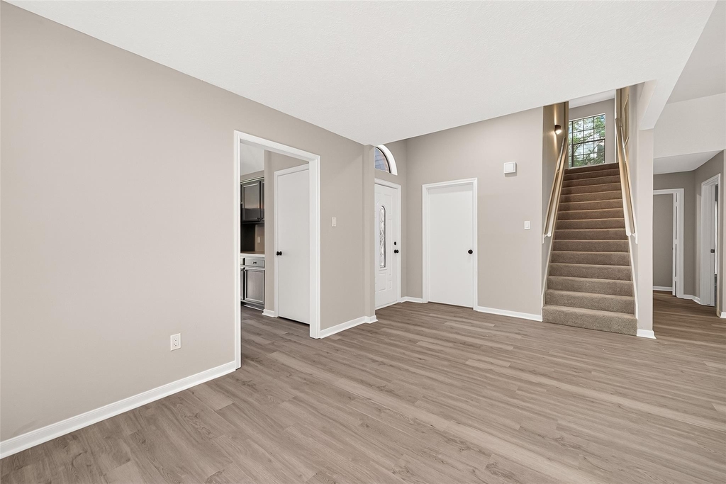4906 Pleasure Lake Lane - Photo 11
