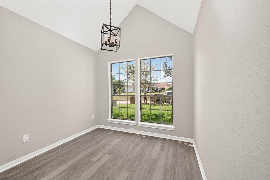 4906 Pleasure Lake Lane - Photo 18