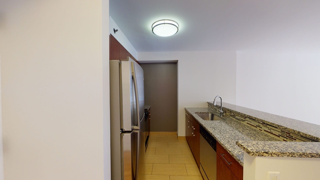 120 W. 21st - Photo 2