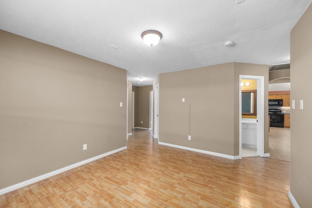 7206 Hollow Field Lane - Photo 17