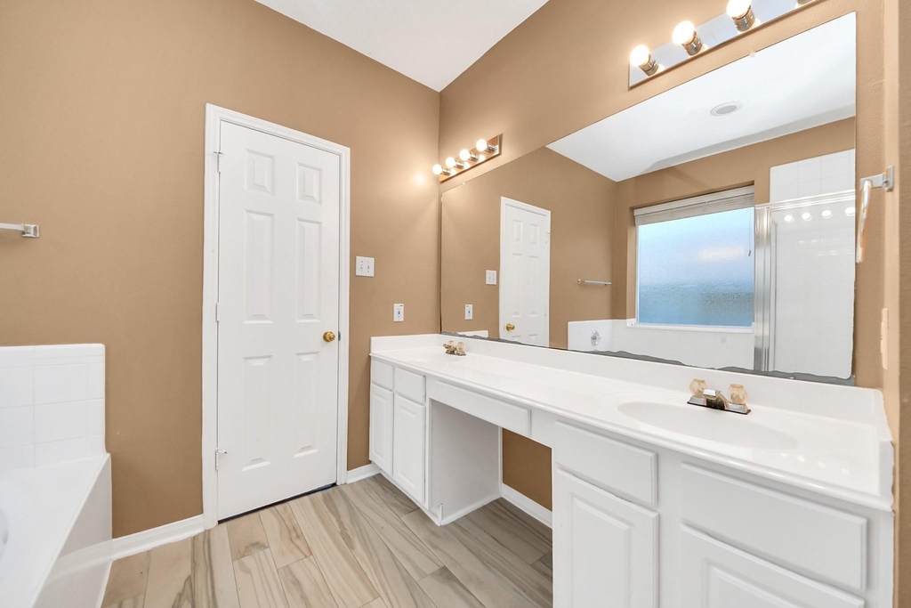4703 Zachary Lane - Photo 13
