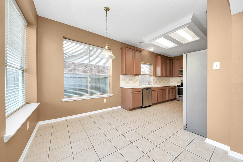 4703 Zachary Lane - Photo 7