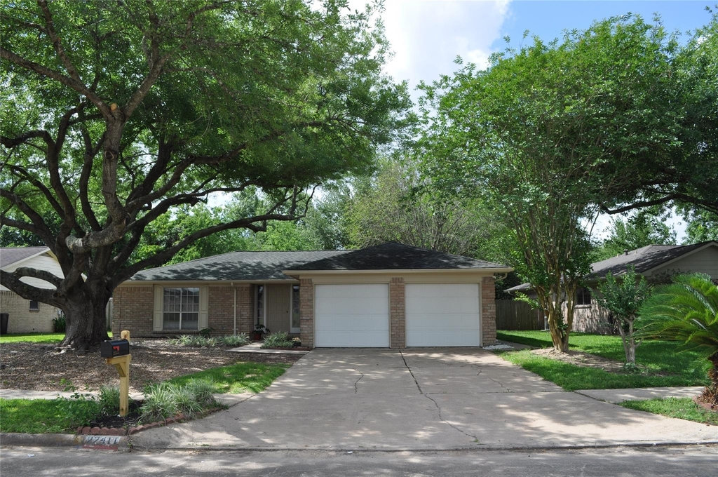 22411 Merrymount Drive - Photo 0
