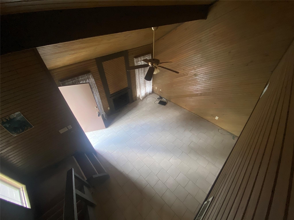 24605 Pools Creek E - Photo 18