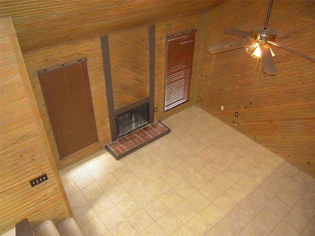 24605 Pools Creek E - Photo 5
