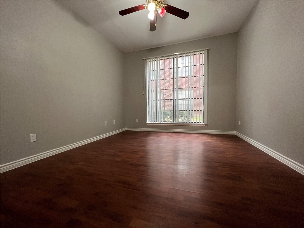 8055 Cambridge Street - Photo 5