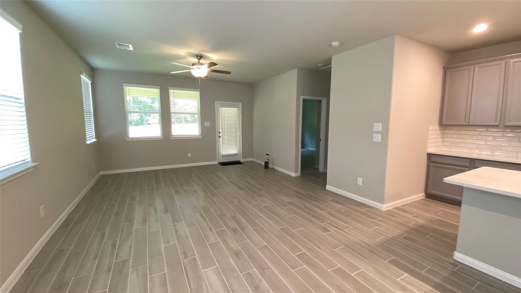 7059 Silverleaf Oak Street - Photo 8