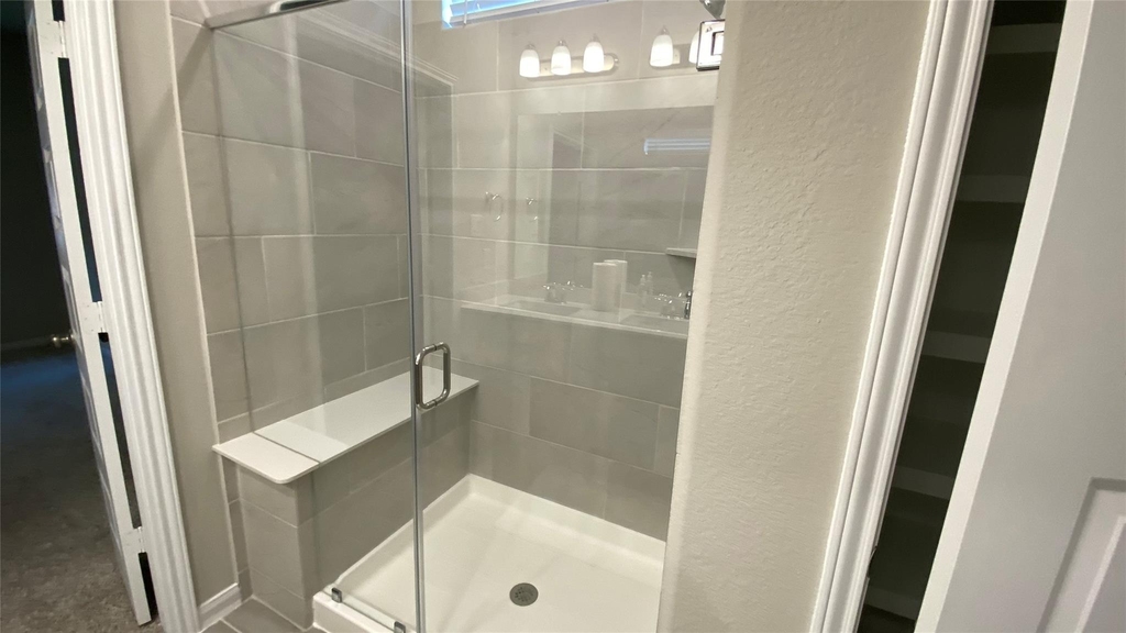 7059 Silverleaf Oak Street - Photo 14