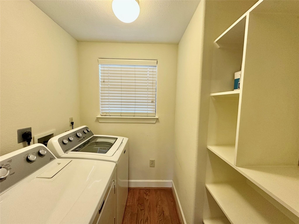 1602 Elgin Street - Photo 20