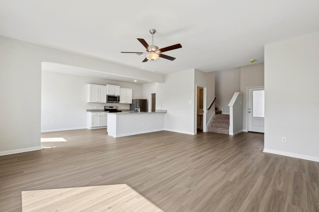 324 Fastboy Lane - Photo 1