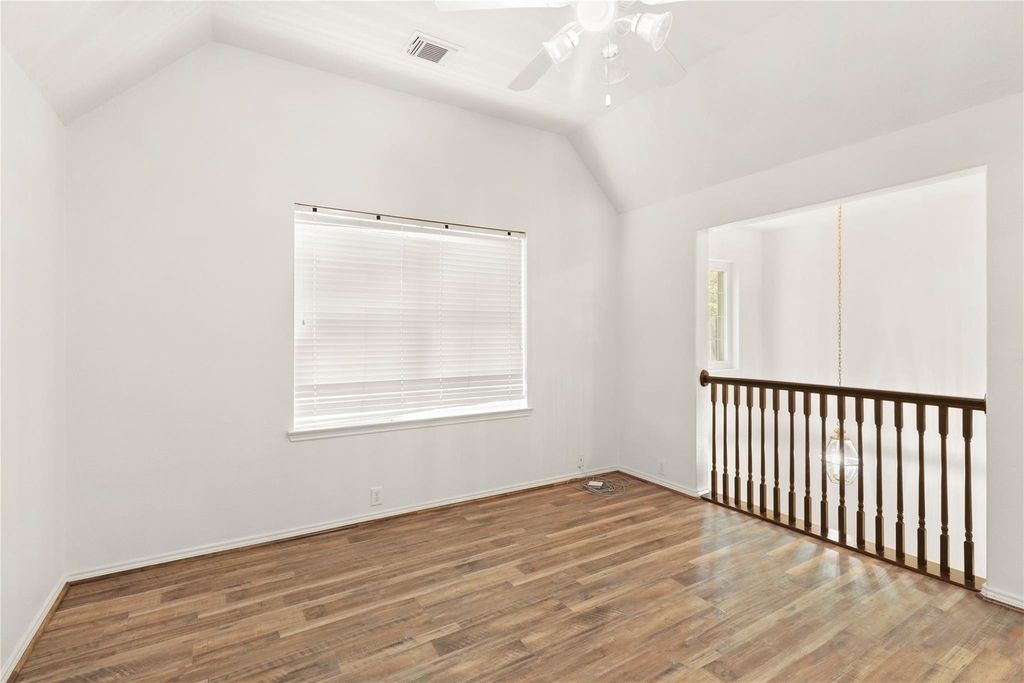 20510 Pioneer Bend Court - Photo 32