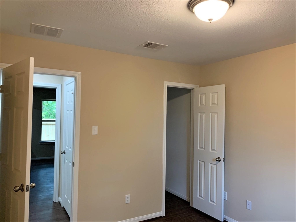 429 N Carolina Street - Photo 4