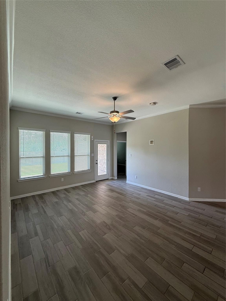 1562 Ancient Oak Lane - Photo 8