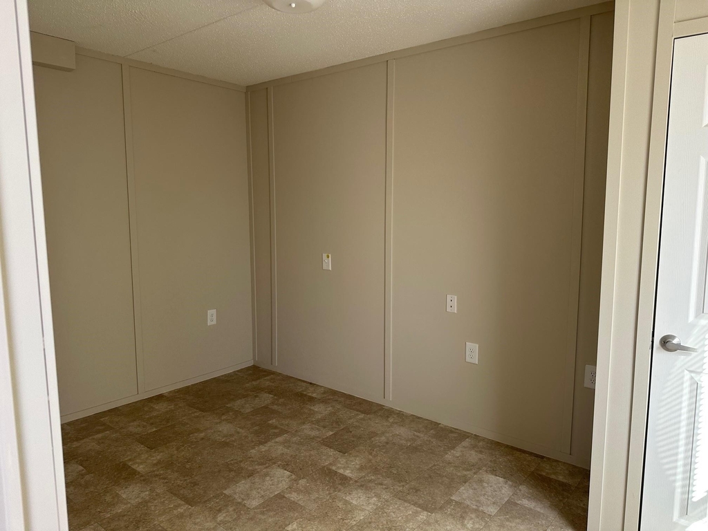1301 Avenue A - Photo 3