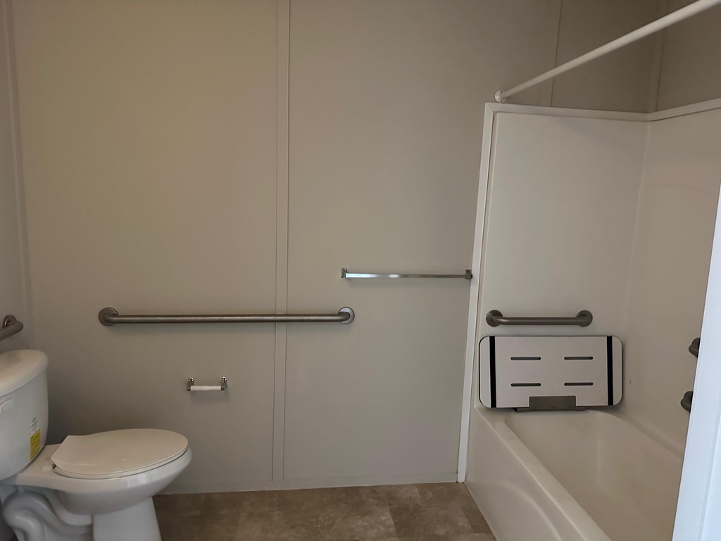 1301 Avenue A - Photo 4