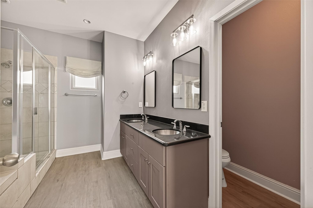 1107 Saint Charles Street - Photo 26