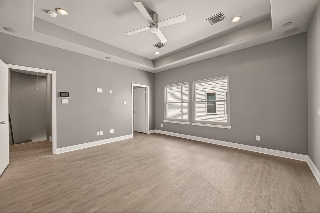 1107 Saint Charles Street - Photo 20