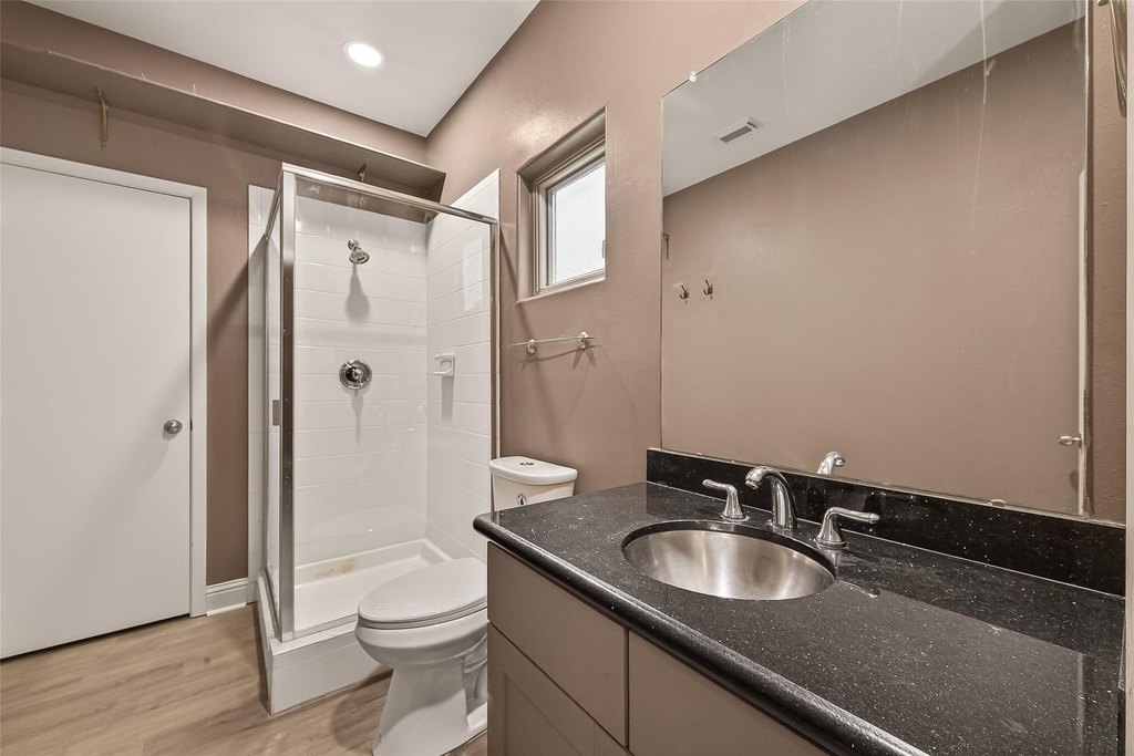 1107 Saint Charles Street - Photo 30
