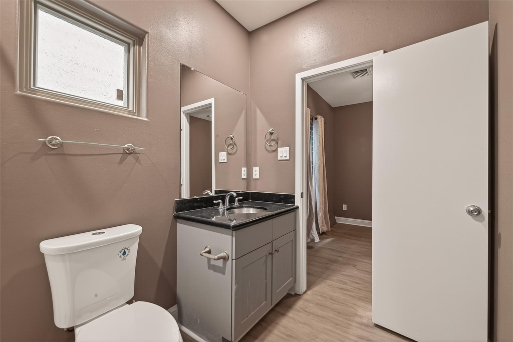 1107 Saint Charles Street - Photo 31