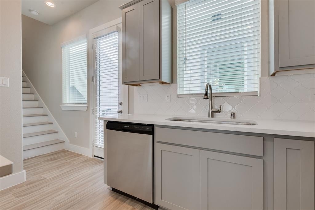 7705 Rainbow Close Lane - Photo 12