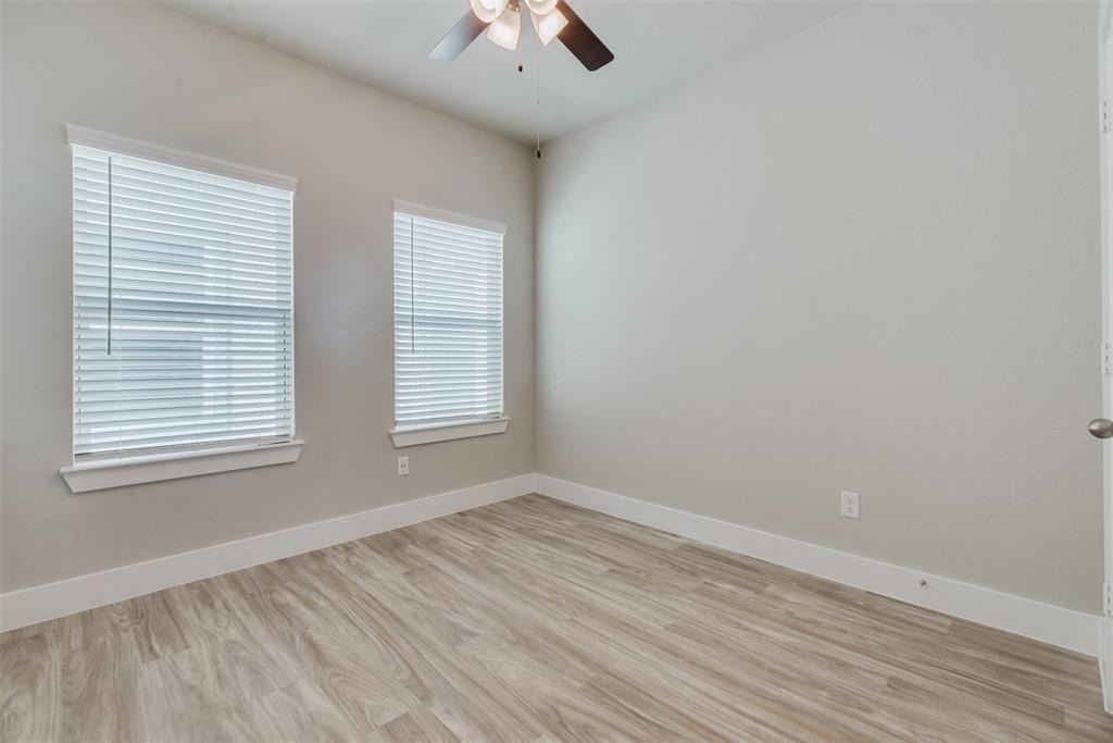 7705 Rainbow Close Lane - Photo 16