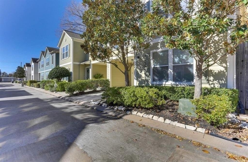 730 Redwing Place Drive - Photo 1
