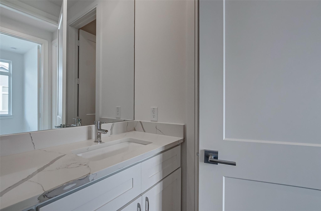 8926 Spring Knoll Forest Drive - Photo 12