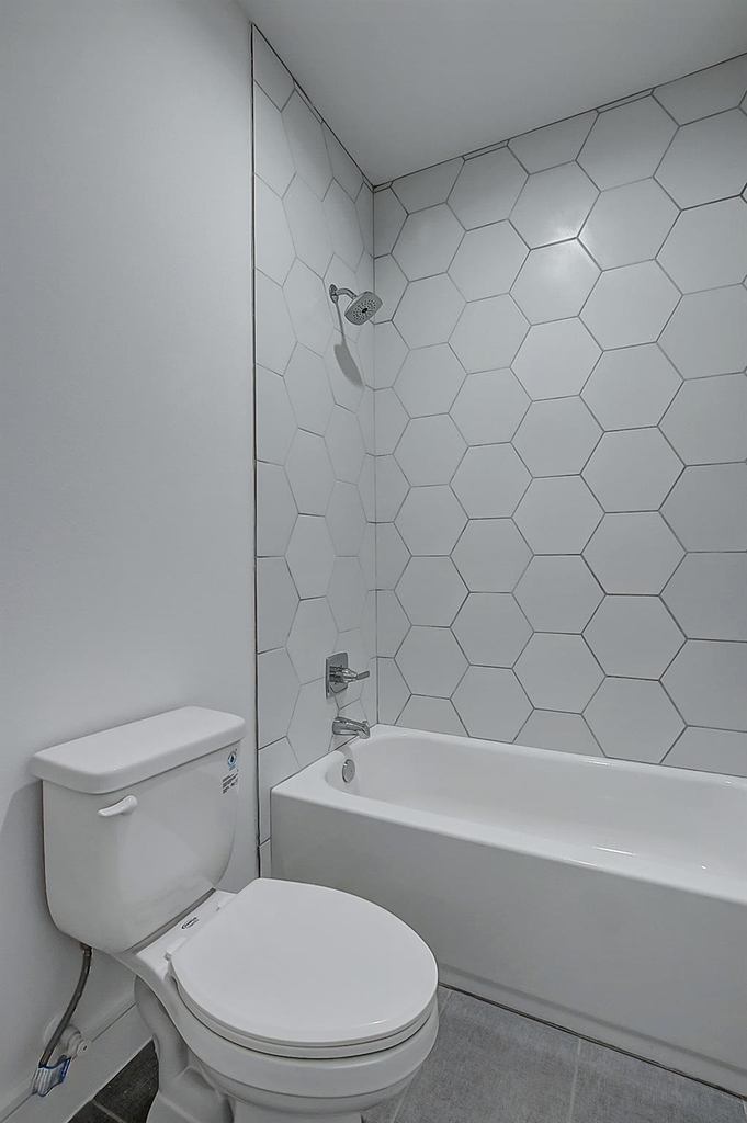 8926 Spring Knoll Forest Drive - Photo 14
