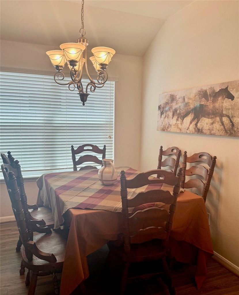21818 Saragosa Pond Lane - Photo 9