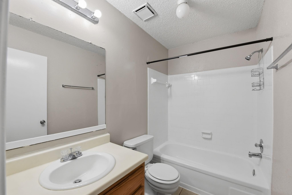 1310 Brenda Lane - Photo 13