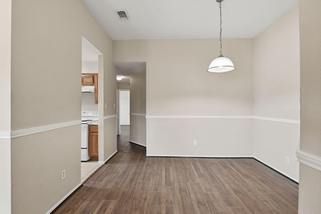 1310 Brenda Lane - Photo 7