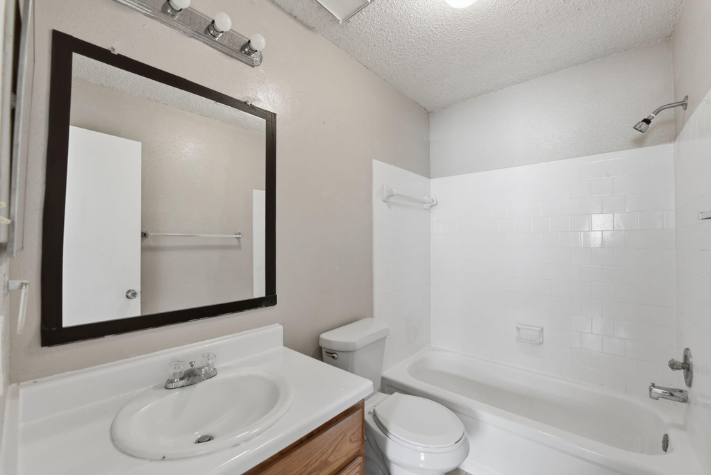 1310 Brenda Lane - Photo 14