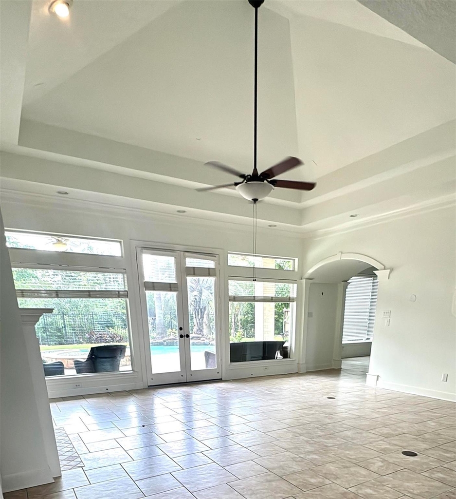 18623 Windsor Lakes Drive - Photo 8