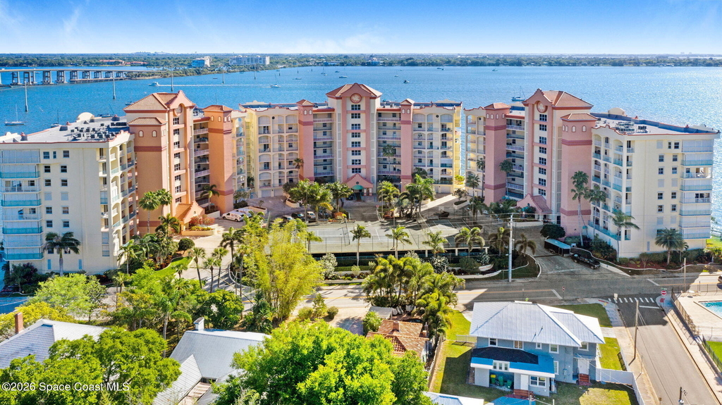 102 Riverside Drive - Photo 5