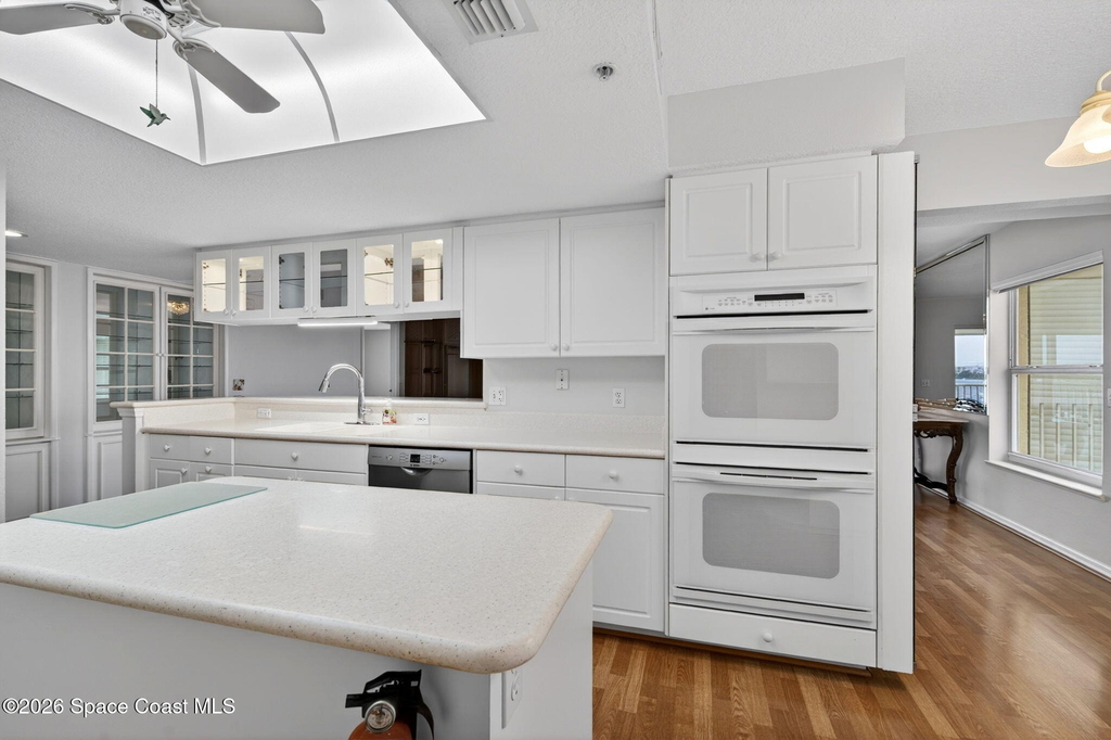 102 Riverside Drive - Photo 17