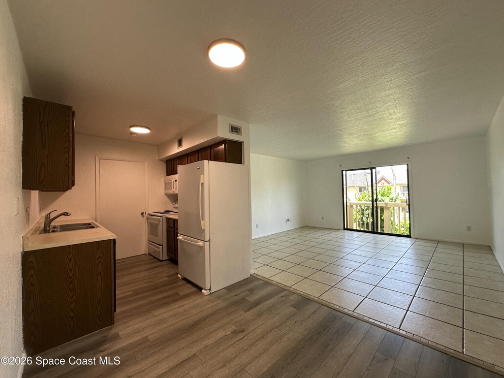 2130 Forest Knoll Drive Ne - Photo 11