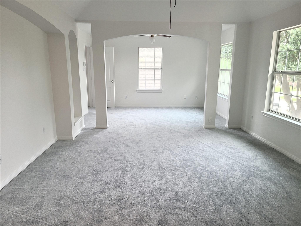 10026 Gil Jr Lane - Photo 7